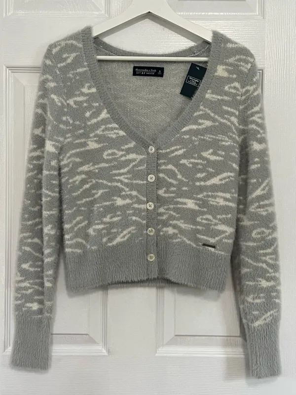 Abercrombie & Fitch Soft AF Cardigan S Fuzzy Animal Print Y2K Cozy Balletcore - Image 2