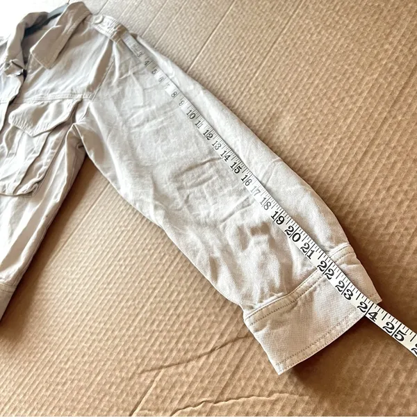 YFB Young Fabulous & Broke Beige Flap pocket Crop jacket, tencell blend, L NWOT - Image 12