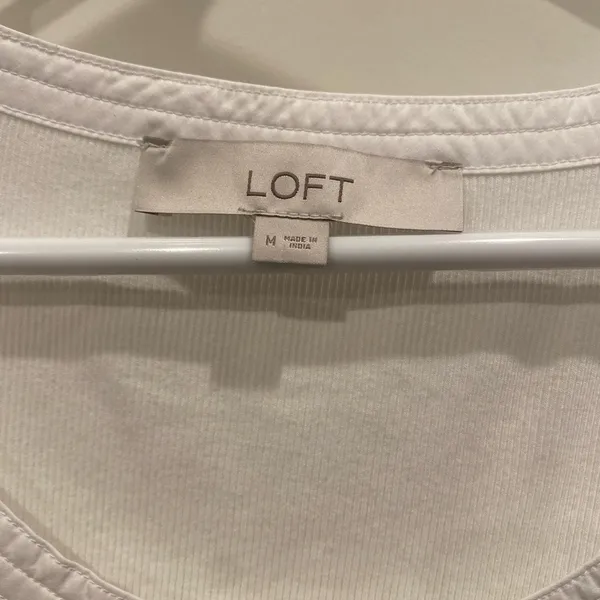 Loft White Bubble Puffed Sleeve Round Neck Tee/Top Size M NWOT - Image 5