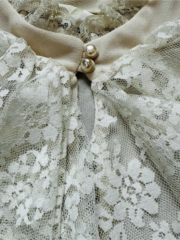 Vintage Women’s Victorian Blouse Cream Lace Ruffles Neck Edwardian Regency - Image 5