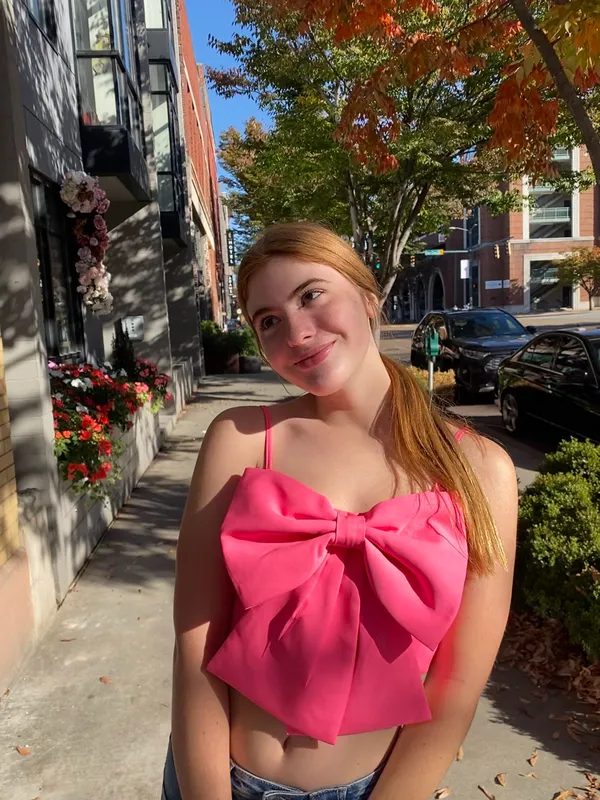Boutique Hot Pink Bow Crop Top Size M - Image 3