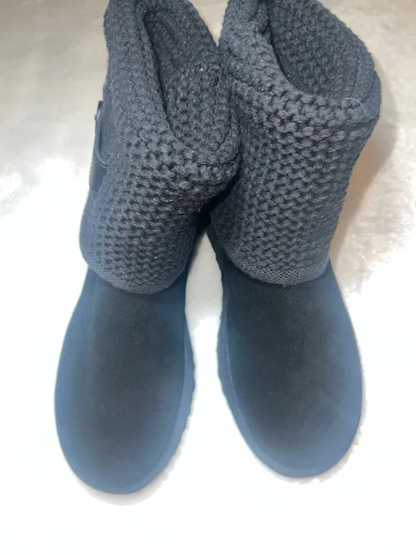 UGG Australia Women's Shaina Black Knit Cuff Ankle Boot - Image 4
