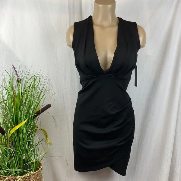 Lulu’s Black Cocktail Hour Tulip Mini Empire Dress NEW XS - Image 2