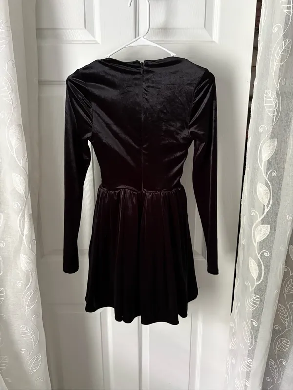 Oh Polly Black flattering Tera Velvet Square Neck Mini Dress corset bodice sz 2 - Image 8
