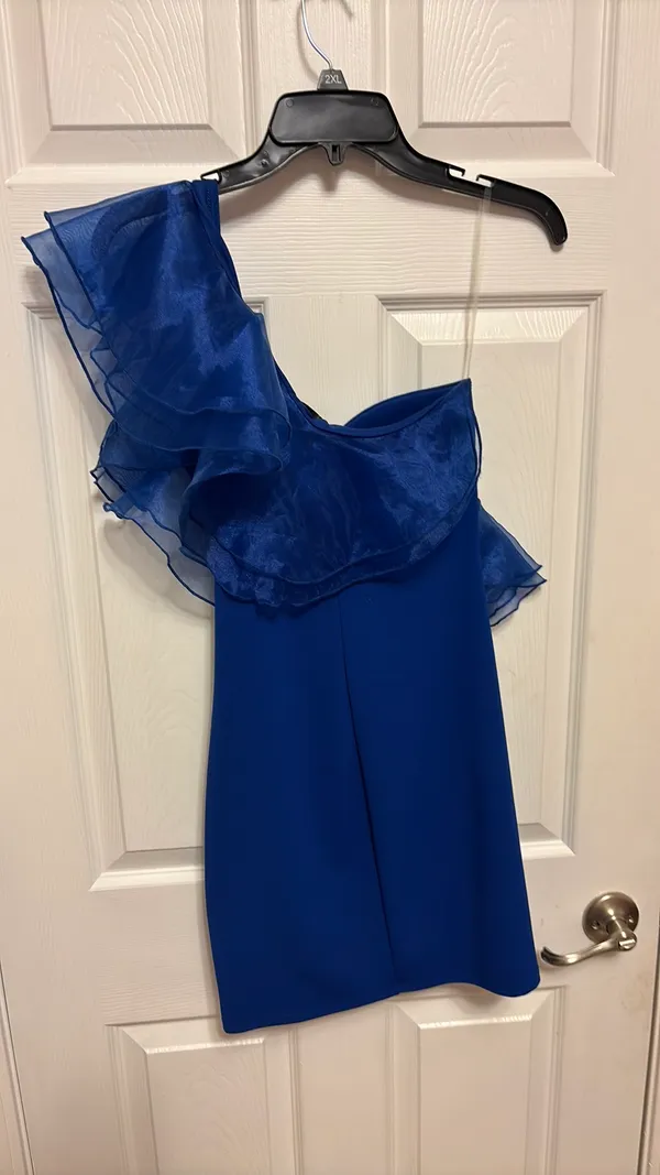 American Threads Blue ruffle one shoulder hoco dress - Image 3
