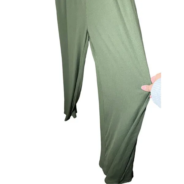 Cider‎ Solid Green Sleeveless Wide Leg Jumpsuit - Image 4