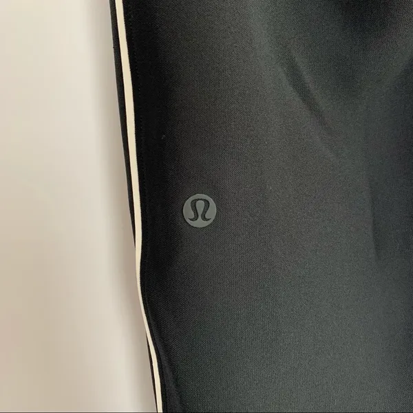 Lululemon On the Right Track Pant | 8 - Image 10