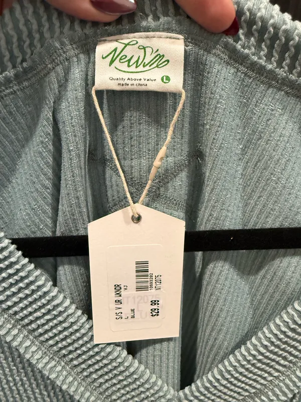 Palmetto Moon V-Neck Textured Shirt - Image 3
