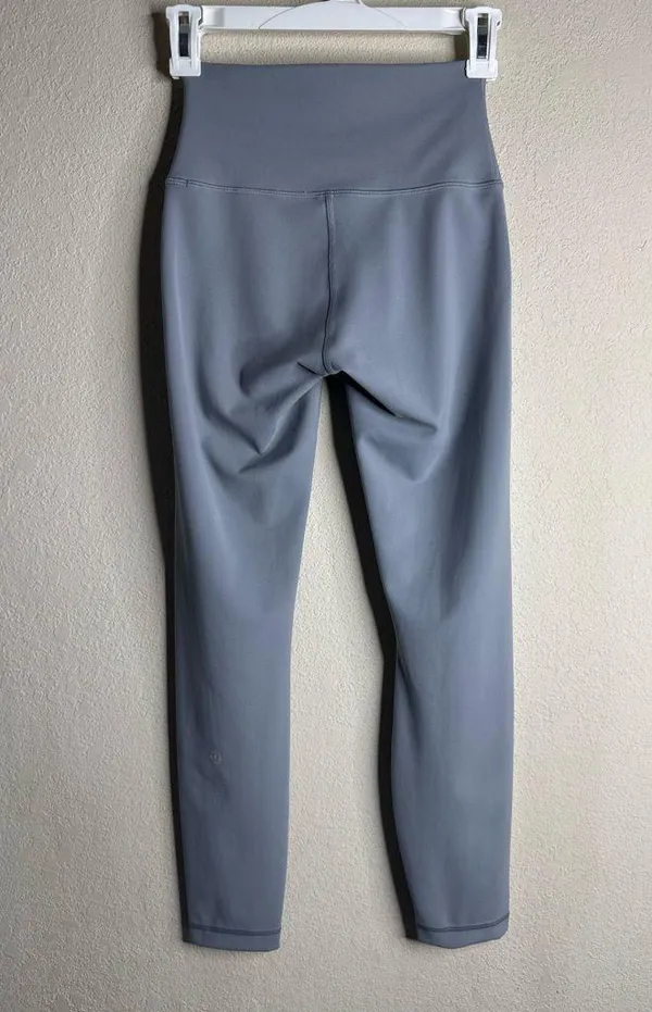 Lululemon Wunder Train Contour Fit High-Rise Tight 26” Size 4 - Image 3