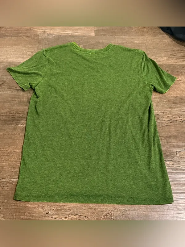 LLG Graphic Green Tee Shirt Size M - Image 4