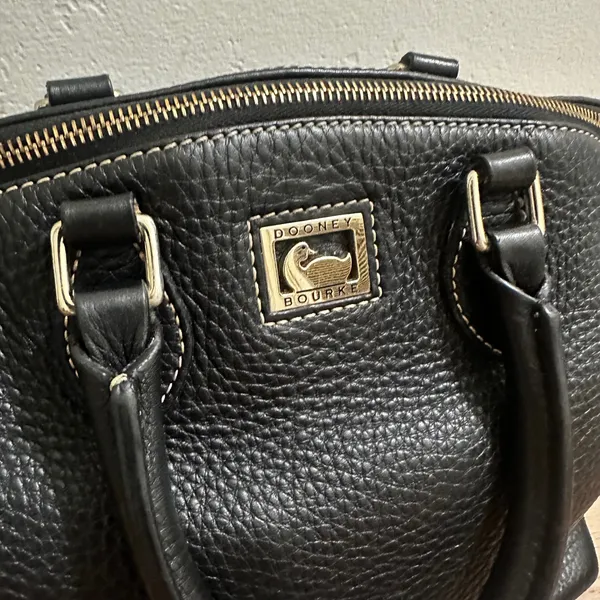 Dooney & Bourke | Black Pebbled Leather Gold Hardware Satchel Crossbody Bag - Image 3