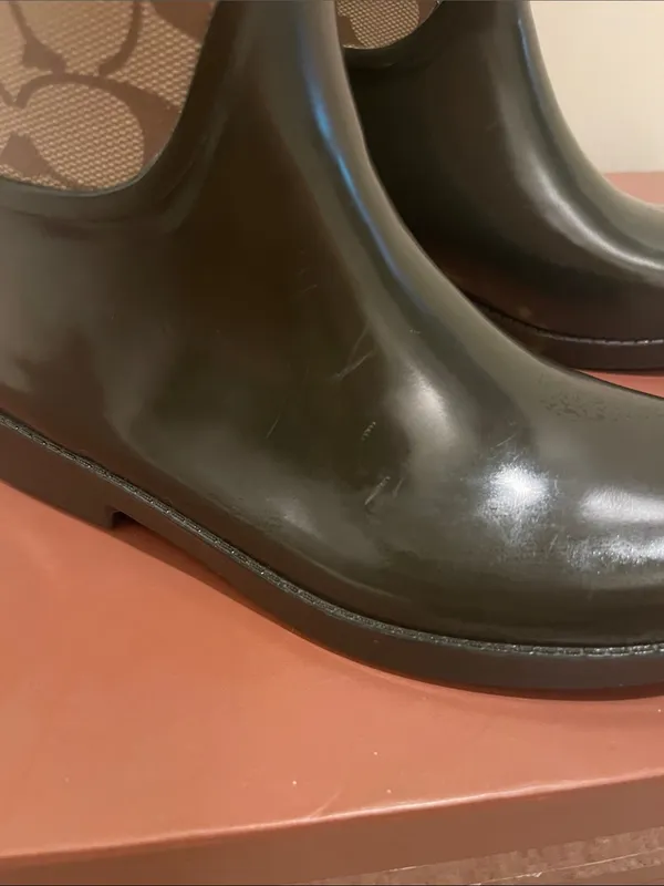 Coach Trisha brown boots size 6 - Image 3