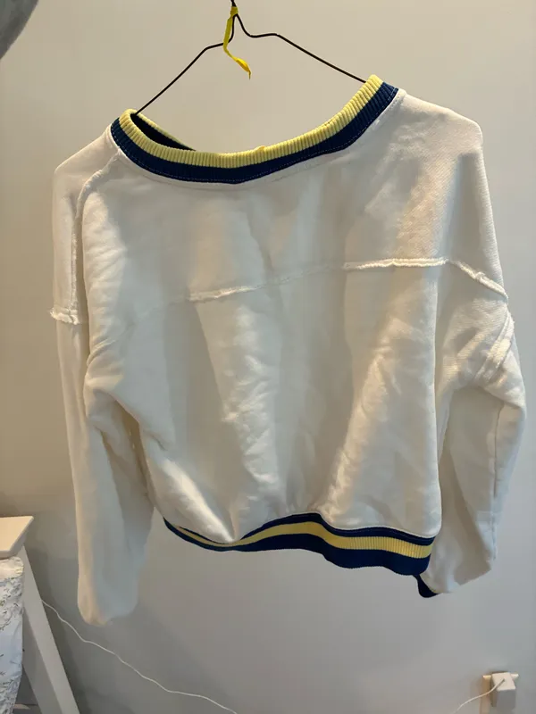 Free People Sweater - Image 3