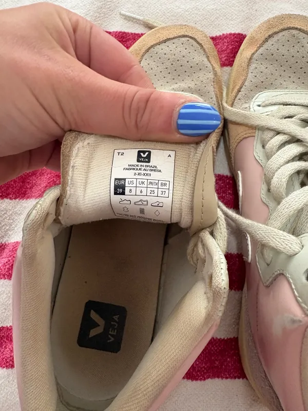 VEJA Sneakers - Image 5