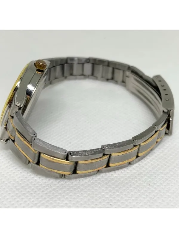 Geneva vintage women’s watch gold silver tone 27mm quartz up to 7.5” running - Image 4