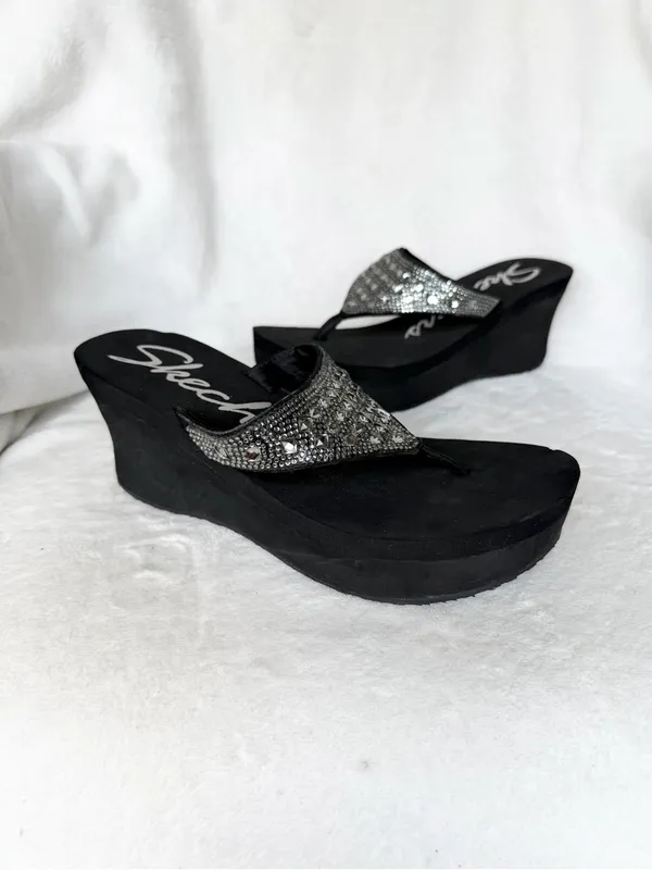 Skechers Black Wedge Flip Flops with Silver Rhinestone Straps Size 6 - Image 5