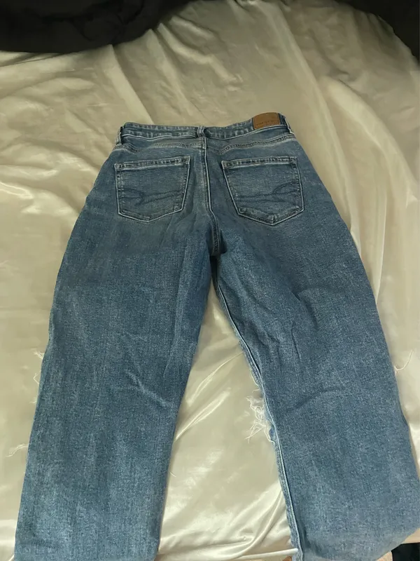 American Eagle Mom Jeans  - Image 2