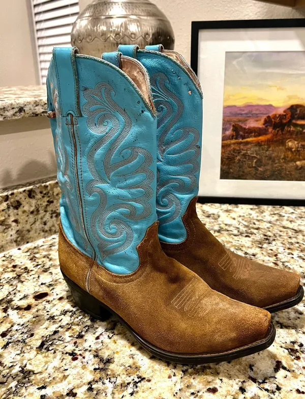 Cowgirl Boots - Image 2