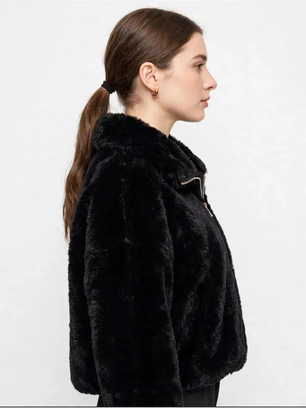 Zara Black Teddy Zip-Front Jacket - Image 5
