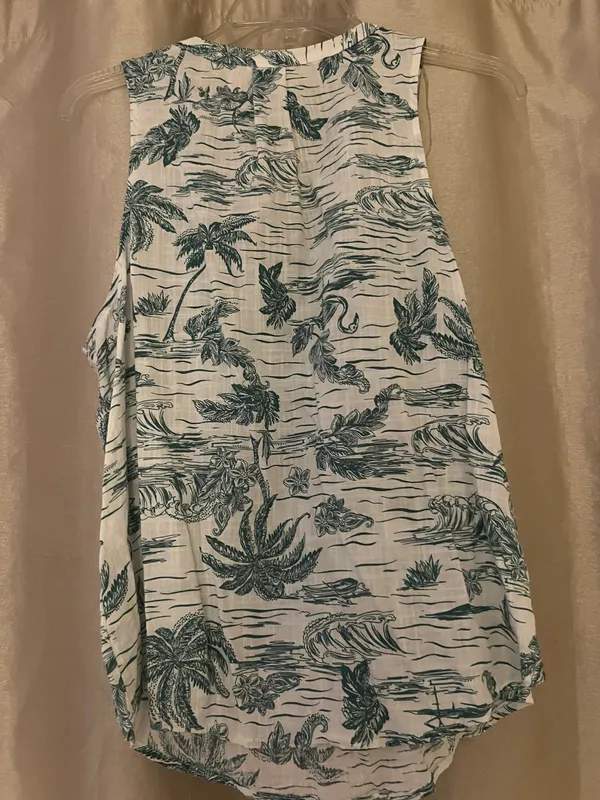 A New Approach sleeveless linen, white, and green shirt - Image 3