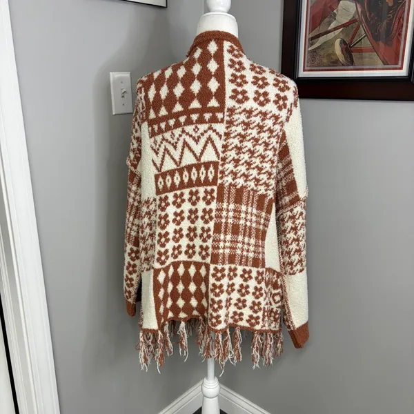 POL Clothing Patchwork Popcorn Knit Cardigan Rust Orange Cream Fringe Small - Image 5