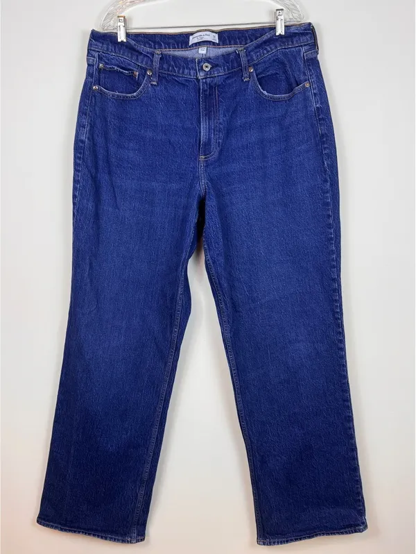 Abercrombie Curve Love The Baggy Low Rise Jeans Medium Wash Blue 32 Long - Image 3