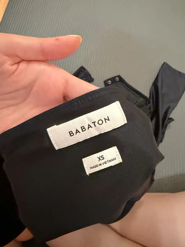 Satinette Aritzia Babaton Square Neck Bodysuit - Image 4