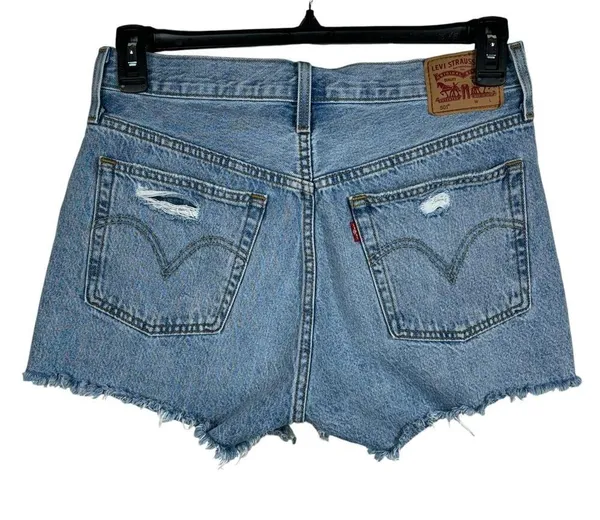 Levi’s 501 SZ W30 Jean Shorts Button-Fly Distressed Light Wash Frayed Hems Blue - Image 5