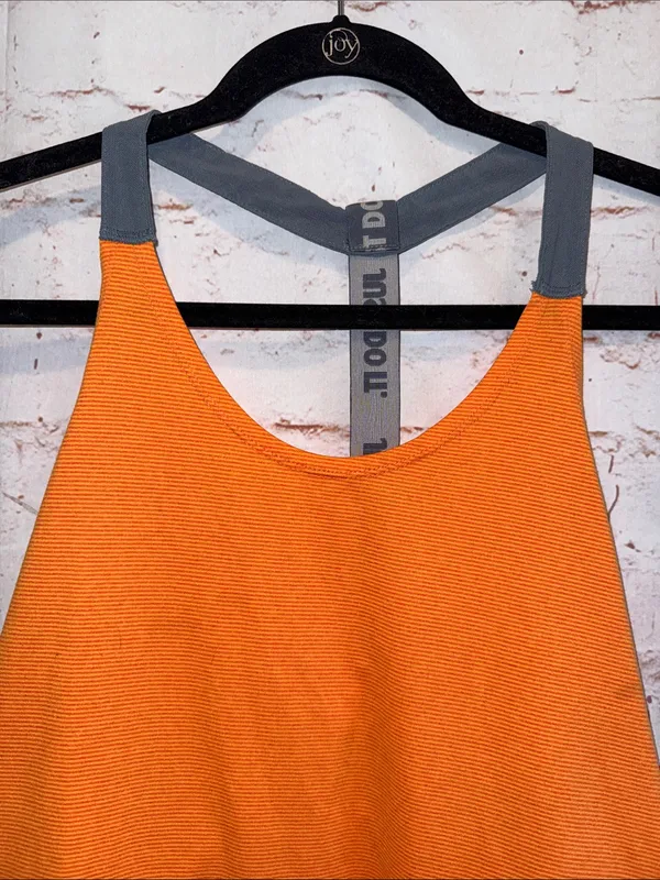 Nike Elastika 2.0 Orange Racerback Tank Gray Straps Medium Dri Fit lightweight - Image 3