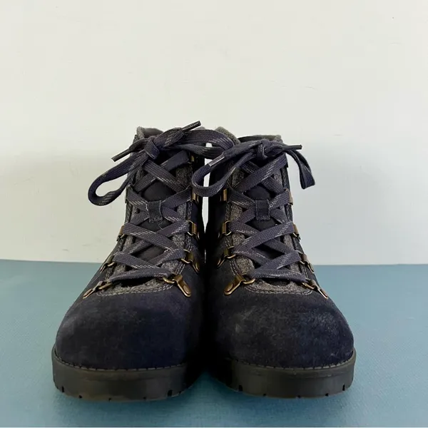 Clarks Faralyn Alpha Navy Blue Suede Lace Up‎ Hiking Ankle Boots - Image 4