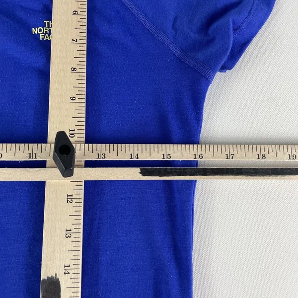 The North Face T Shirt Women's Small VaporWick Blue Polyester Stretch TNF Ladies - Image 9