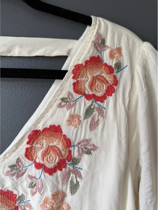 Altar’d State Cream Boho Floral Embroidered Tunic Blouse Dress Top Size L - Image 5