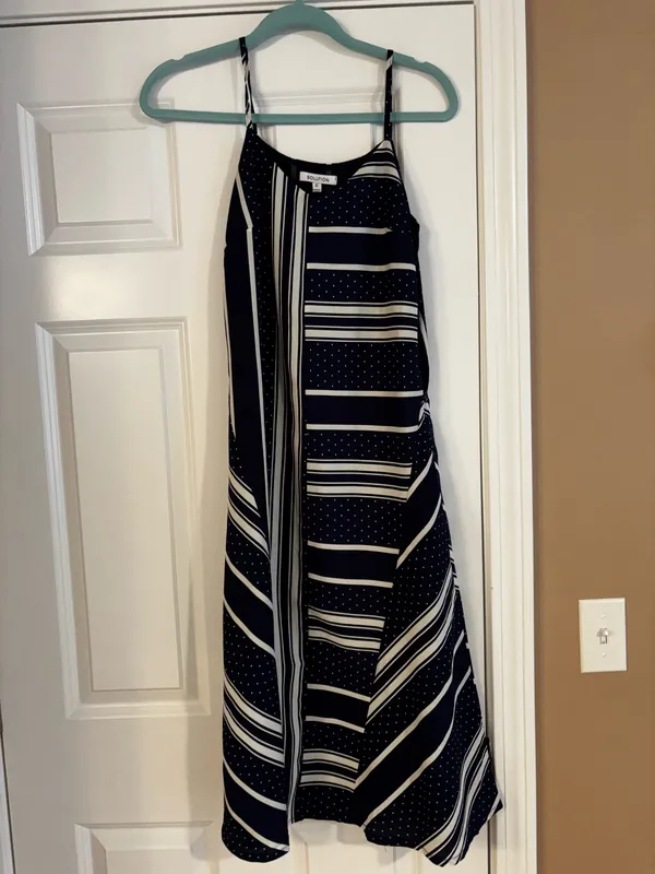 Blue and white summer wear - Image 3