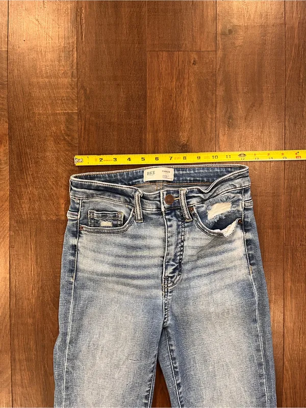 BKE Buckle Parker Jeans Women’s 24x29.5 Tailored Bootcut Universal Fit High Rise - Image 4