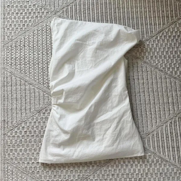 Reformation Dessa Off-Shoulder Top - Image 2