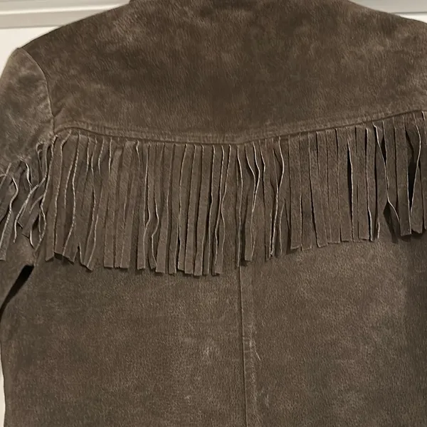 On Trend: Prana EUC 100% Leather Women's Jacket with Fringe - Image 3