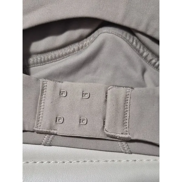 Gymshark Women's Tan Bra - Image 3