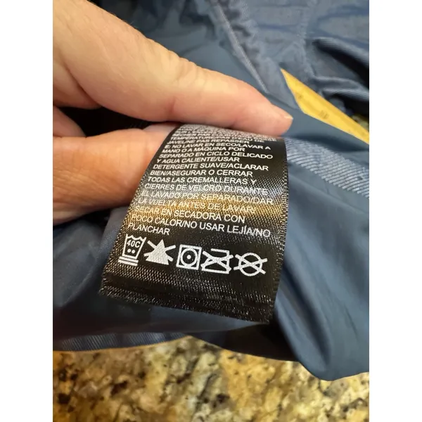 The North Face Dryvent Jean Mustard Hooded Pullover Windbreaker Jacket - Image 10
