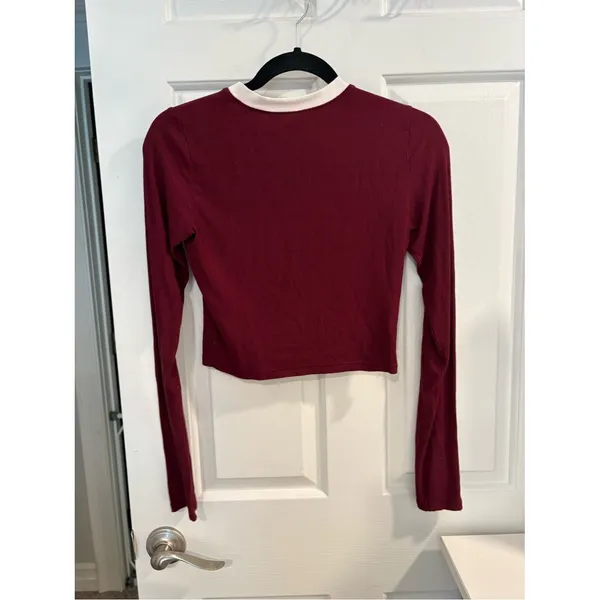 SKIMS Soft Lounge Wine Ribbed Long-Sleeve Ringer Cropped Crew White Neck Trim - Image 5
