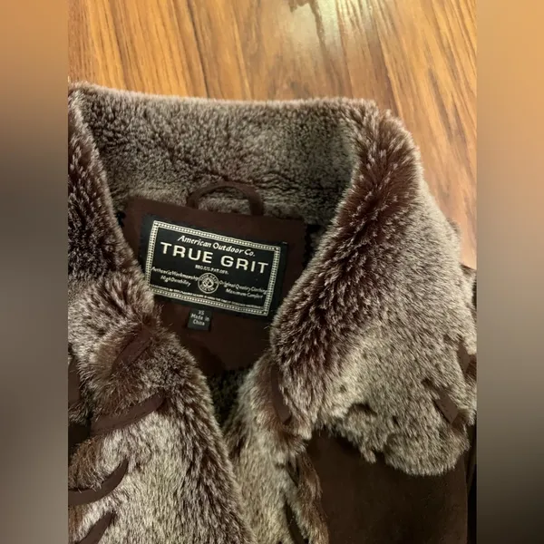 True Grit American Outdoor Co. "" Women's Size XS Long Heavy Duty Fur Lined Coat - Image 4