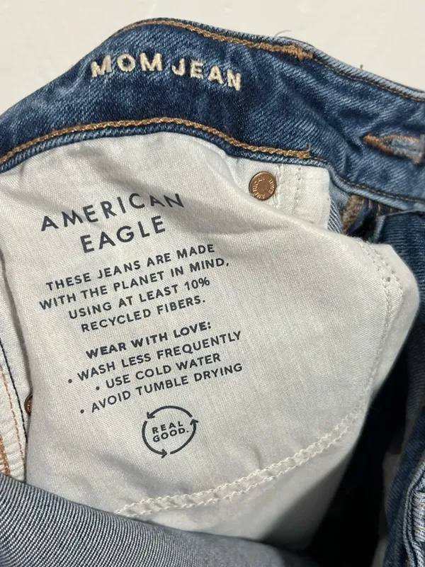 #28 NWOT American Eagle Outfitters Strigid Blue Denim Mom Jeans Size 8R - Image 6