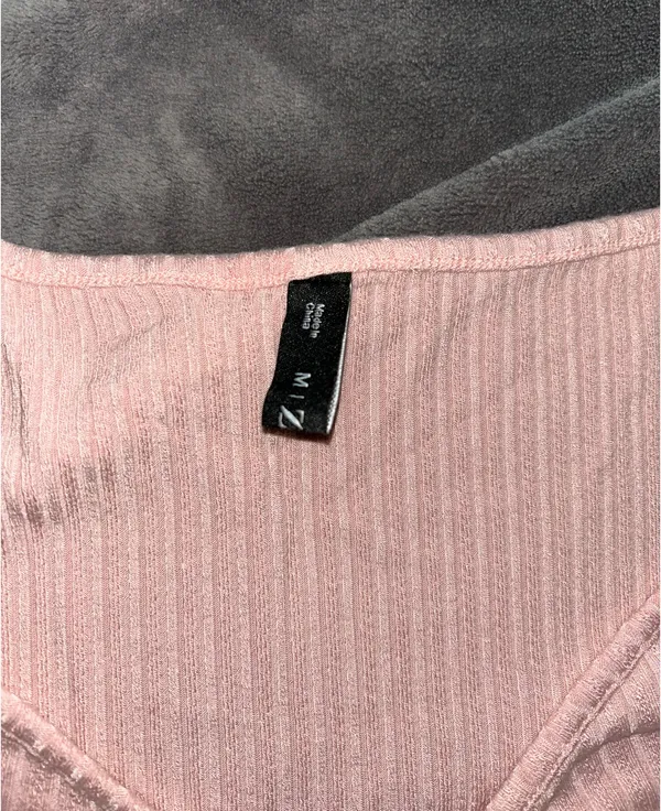 Zaful Blush Pink Ribbed Crop Top With Silver Hoop - Image 3