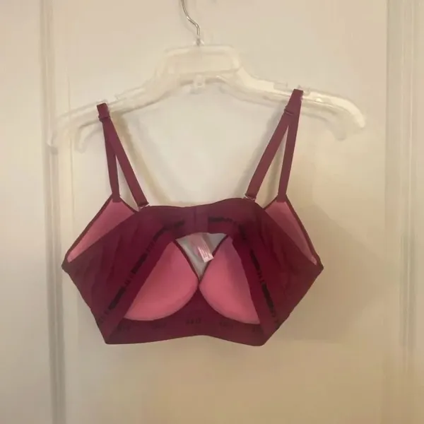 Victoria’s Secret wear everywhere wireless push-up bra, size 38B - Image 3