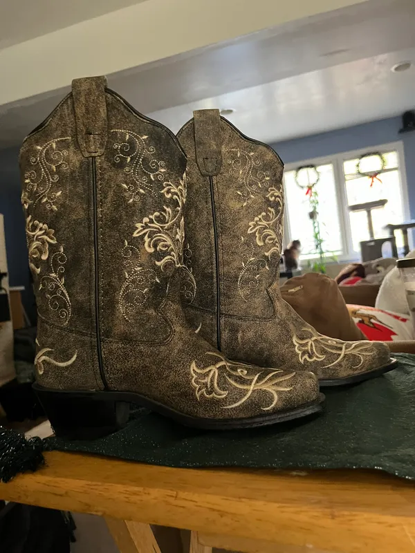 Old West Cowgirl Boots - Image 6