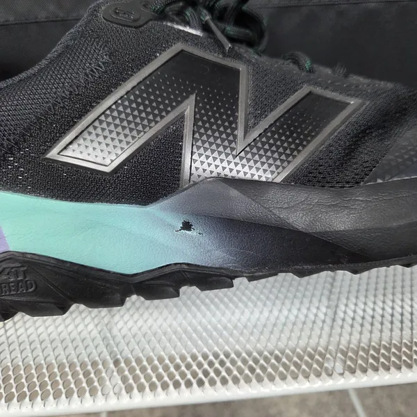 New Balance Dynasoft Nitrel V6 Women's Trail Running Shoes Size 8 - Image 3