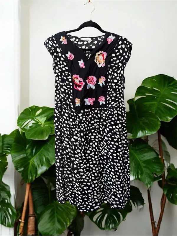 Kirundo Embroidered Leopard Mini Dress Medium - Image 2