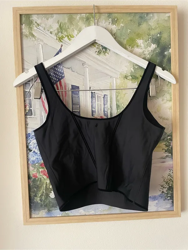 Fanka Body Sculpt Short Bra Tank Top A-D Cups Size Large in Black - Image 8