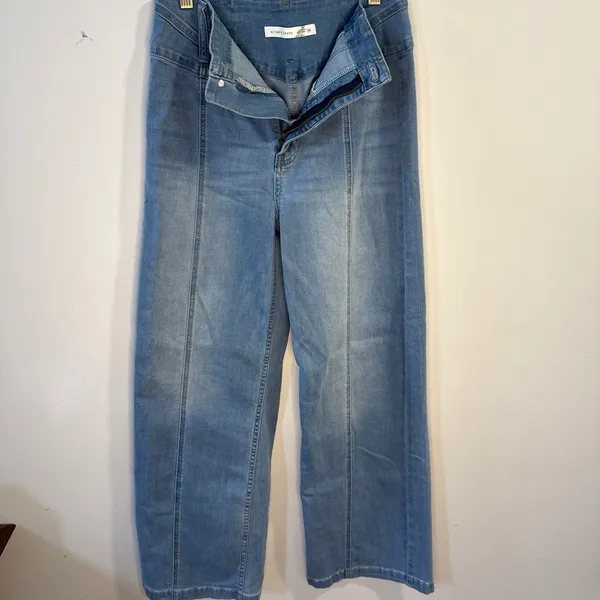 Altar'd State Wide-Leg Jeans - Image 3