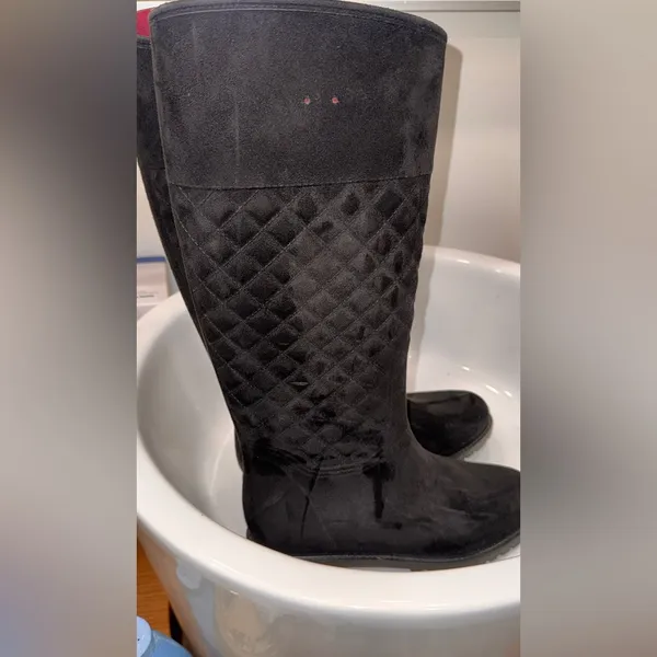 Tommy Hilfiger Babette Black Quilted Tall Knee-High Riding / Rain Boots – Size 8 - Image 9