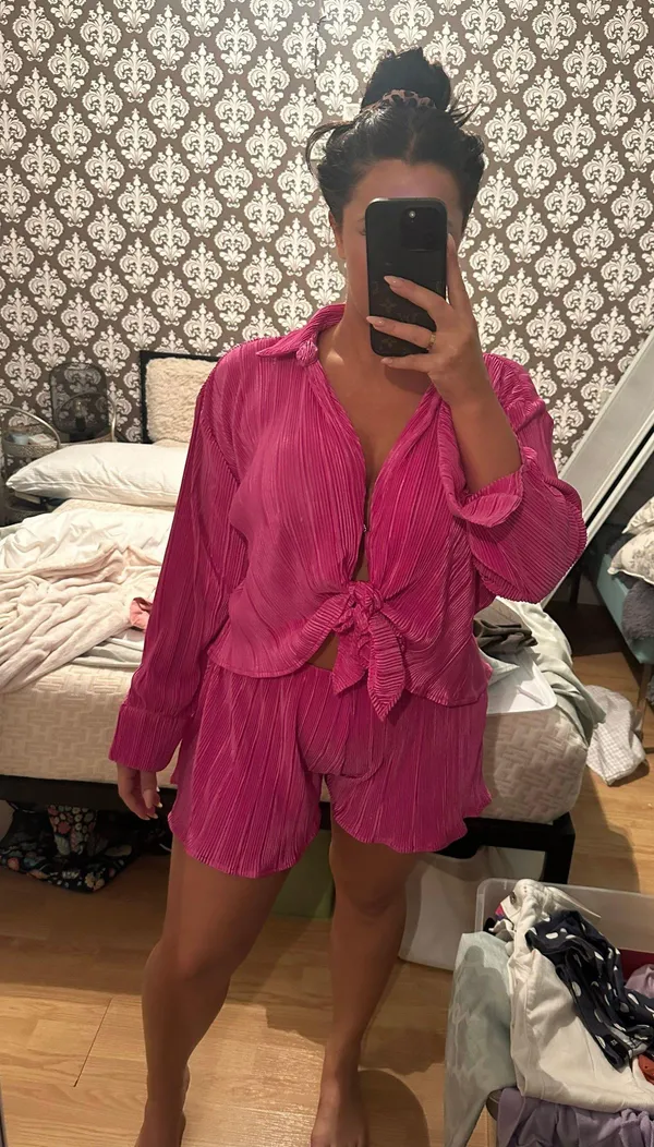 VICI Plisse High Waist Shorts/ Long Sleeve Top Set - Magenta - Image 3